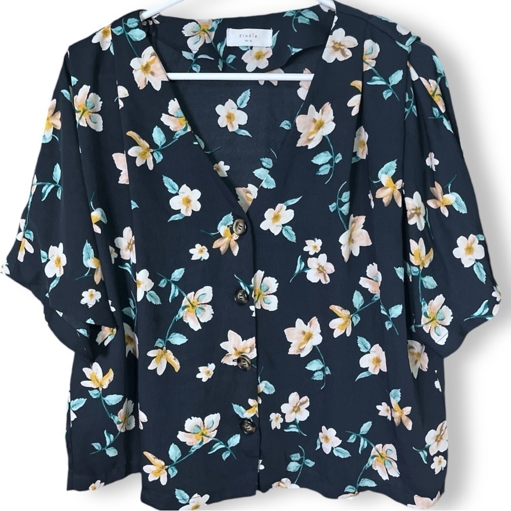 Elodie Floral Button Front V Neck Short Sleeve Blouse